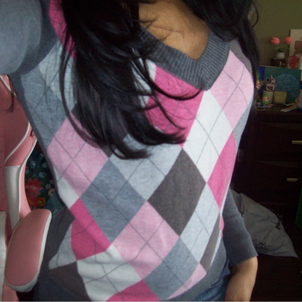 Argyle V Neck Long Sleeve Sweater Esprit